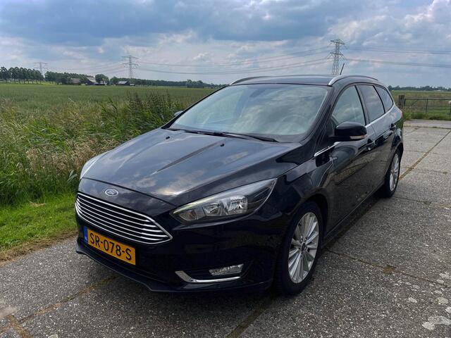 Ford FOCUS Wagon 1.0 Titanium, Navi, Camera