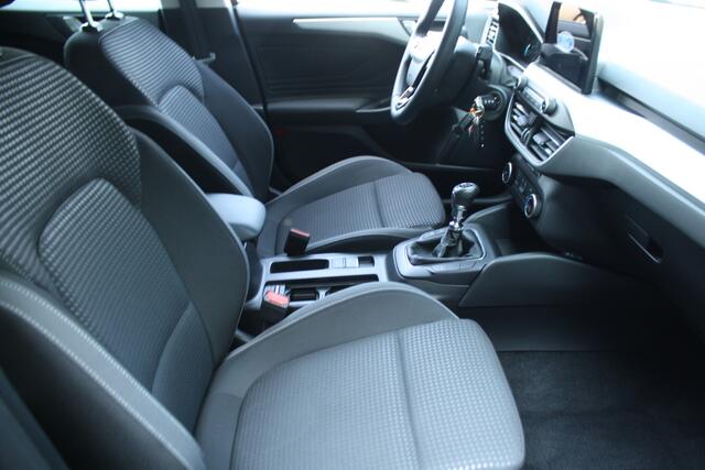 Ford FOCUS Wagon 1.0 EcoBoost Trend Edition Business - NAVIGATIE - CAMERA