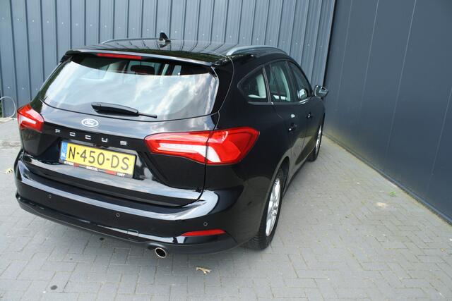 Ford FOCUS Wagon 1.0 EcoBoost Trend Edition Business - NAVIGATIE - CAMERA