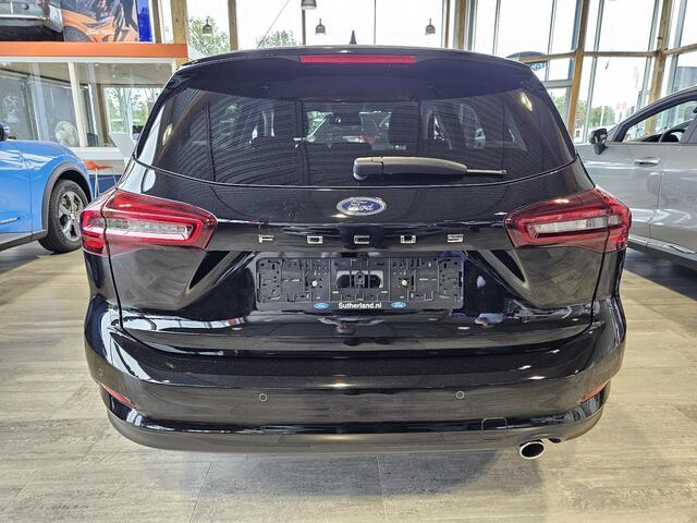 Ford FOCUS Wagon 1.0 EcoBoost Hybrid Titanium 125 pk | Voorraad | Winterpack | LED | Groot navigatie |