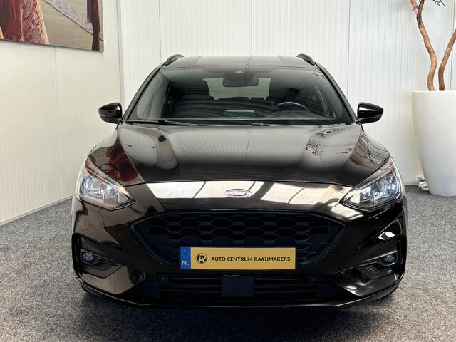 Ford FOCUS Wagon 1.0 EcoBoost ST Line Business NAVIGATIE CRUISE CONTROL APPLE CARPLAY/ANDROID STUUR EN VOORRUITVERWARMING ACHTERUITRIJCAMERA KEYLESS GO ZEER MOOI !! LOCATIE 3010