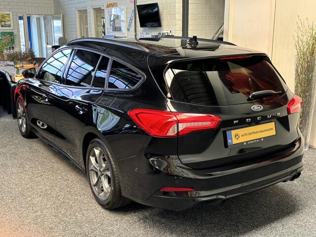 Ford FOCUS Wagon 1.0 EcoBoost ST Line Business NAVIGATIE CRUISE CONTROL APPLE CARPLAY/ANDROID STUUR EN VOORRUITVERWARMING ACHTERUITRIJCAMERA KEYLESS GO ZEER MOOI !! LOCATIE 3010