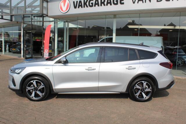 Ford FOCUS Wagon 1.0 EcoBoost,155pk Active Automaat , slechts 5806km 1500 kg trekgewicht , Climate control , Adap.cruise control Bluetooth , Navigatie