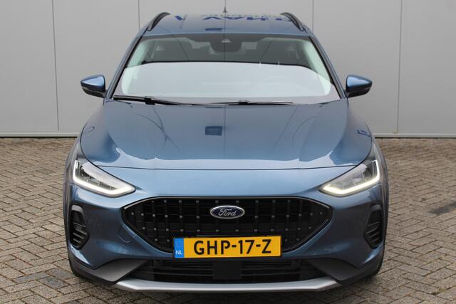 Ford FOCUS Wagon 1.0-155pk EcoBoost Mild-Hybrid Active AUTOMAAT ! Trekgewicht 1.500kg ! Slechts 6.600km ! Volautm. airco dual, navigatie, telefoonvoorb., adaptive cruise control, LED verlichting, metallic lak, camera, front-, lane- en side assist, LM wielen, Isofix 