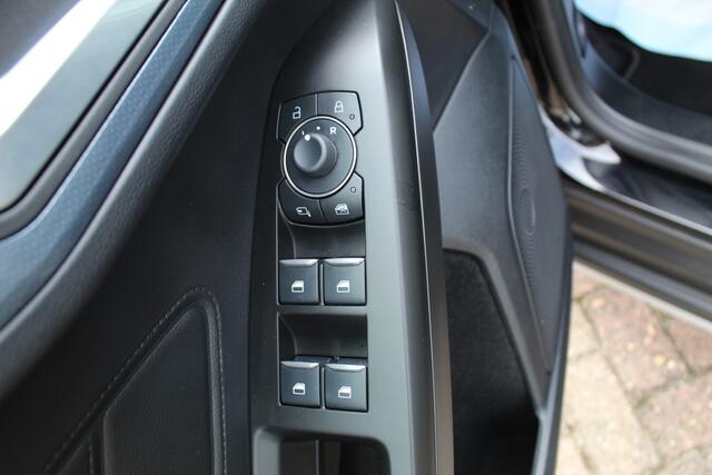 Ford FOCUS Wagon 1.0-155pk EcoBoost Mild-Hybrid Active AUTOMAAT !