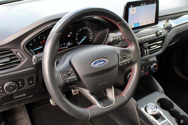Ford FOCUS Wagon 1.5 EcoBoost ST Line Business I AUTOM I PANO.DAK I AFN TREKH I EL .KLEP I