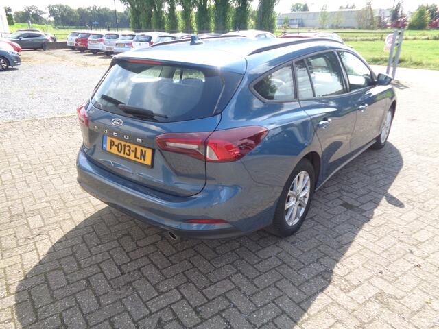 Ford FOCUS Wagon 1.0 EcoBoost Connected airco, PDC v+a, carplay, navigatie