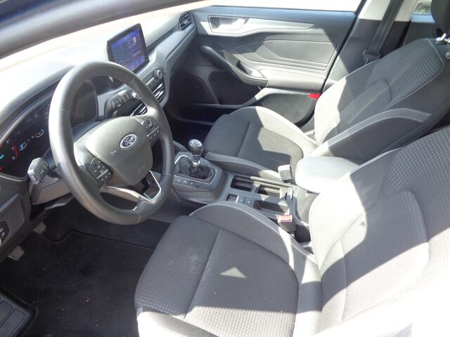 Ford FOCUS Wagon 1.0 EcoBoost Connected airco, PDC v+a, carplay, navigatie