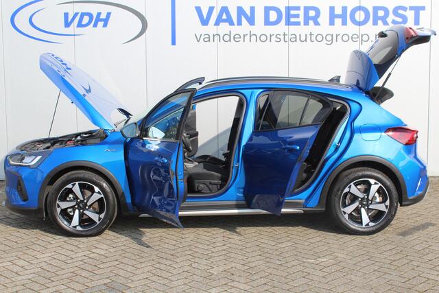 Ford FOCUS 1.0-155pk EcoBoost Hybrid ST-Line AUTOMAAT ! Trekgewicht 1.500kg ! Slechts 6.450km ! Ca. ¤. 8.000,- beneden de nieuwprijs ! Volautm. airco dual, navigatie, telefoonvoorb., adaptive cruise control, LED verlichting, metallic lak, camera, front-, lane- en si