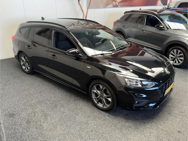 Ford FOCUS Wagon 1.0 EcoBoost ST Line Business NAVIGATIE CRUISE CONTROL APPLE CARPLAY/ANDROID STUUR EN VOORRUITVERWARMING ACHTERUITRIJCAMERA KEYLESS GO ZEER MOOI !! LOCATIE 3010