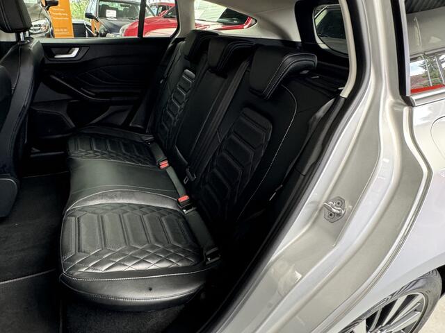 Ford FOCUS Wagon 1.0 Ecob Hybrid 155pk Vignale digi dashb Leer