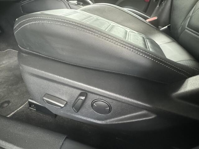 Ford FOCUS Wagon 1.0 Ecob Hybrid 155pk Vignale digi dashb Leer