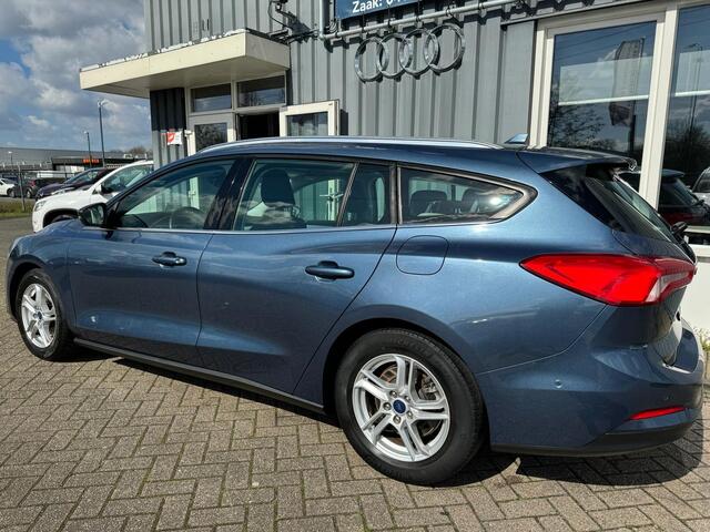 Ford FOCUS Wagon 1.0 EcoBoost Trend Edition Business navi