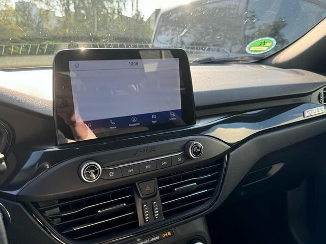 Ford FOCUS Wagon 1.5 EcoBoost ST Line Business 150pk Automaat | Stoelverwarming | Apple Carplay | Parkeersensoren | 1.500kg Trekgewicht