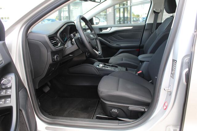 Ford FOCUS Wagon 1.0 EcoBoost Titanium Business / Carplay / Keyless / N.A.P.