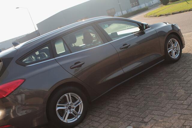 Ford FOCUS Wagon 1.0 EcoBoost 125pk Camera | Cruise
