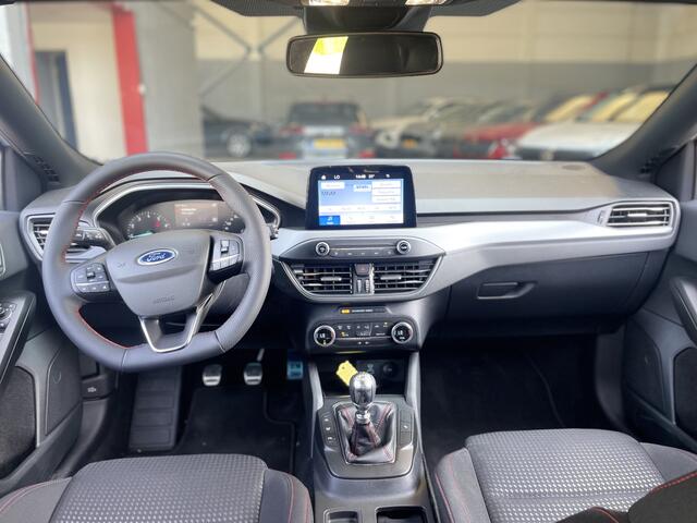 Ford FOCUS 1.0 EcoBoost Hybrid ST Line X