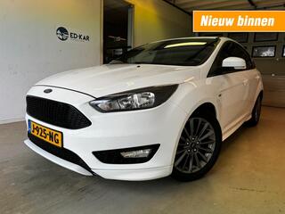 ford-focus-1.0-st-titanium-clima-na