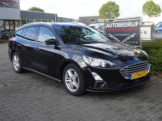 ford-focus-wagon-1.0-ecoboost-hybri