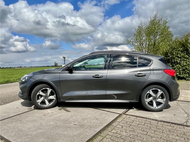Ford FOCUS 1.0 EcoBoost Hybrid ST / Active X Business Voorruitverwarming | stoelverwarming | stuurwielverwarming | DAB | Apple carplay/ Android auto Mooie zeer goed uitgeruste auto