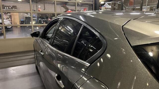 Ford FOCUS 1.0 AUTOMAAT TITANIUM