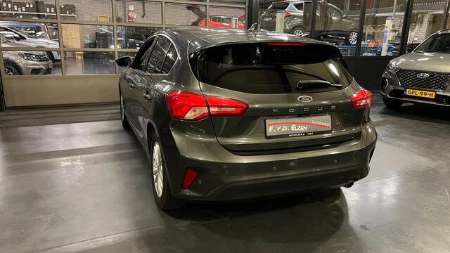 Ford FOCUS 1.0 AUTOMAAT TITANIUM