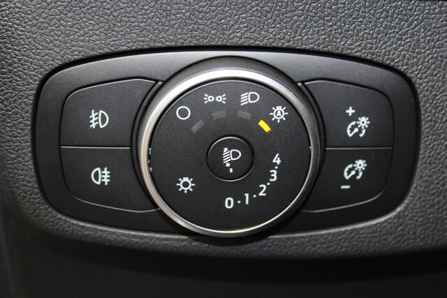 Ford FOCUS Wagon 1.0-125pk EcoBoost Mild-hybrid Titanium. Mooie, ruime, luxe en comfortabele Ford Focus wagon. Volautm. airco dual, camera, stoel-, stuur- en voorraamverw., easy entry/easy go, cruise control, Isofix, side- en lane assist, parkeersensoren v+a, LM wie