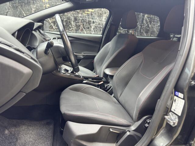 Ford FOCUS Wagon 1.0 Titanium st line