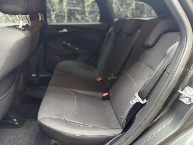 Ford FOCUS Wagon 1.0 Titanium st line