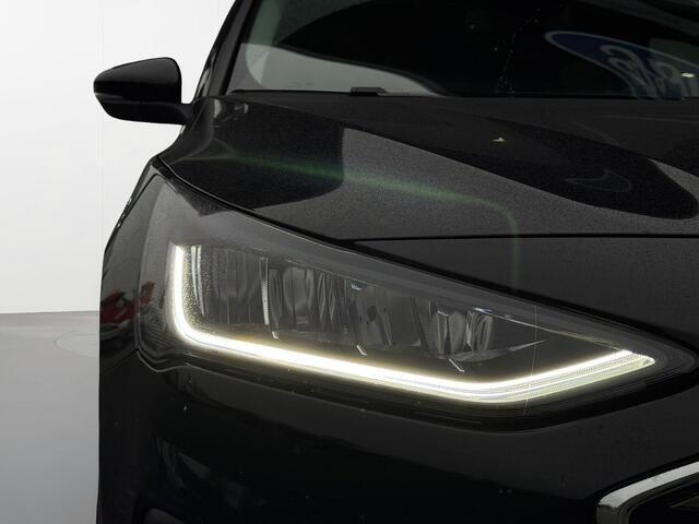 Ford FOCUS Wagon 1.0 EcoBoost Hybrid Titanium | Driver assistance pack | Winter pack | Adaptieve cruise control | Apple Carplay | Android Auto |