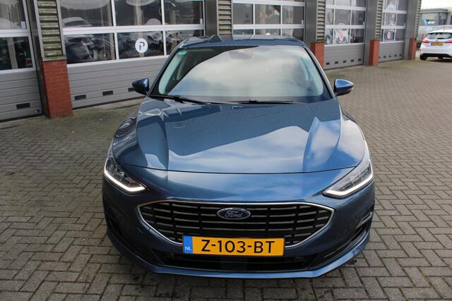 Ford FOCUS 1.0 EcoBoost 125 PK Hybrid Titanium | Trekhaak | Winterpack | Climate Control | Cruise Control | PDC V+A | Navigatie | LED koplampen