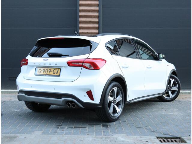 Ford FOCUS 125pk E.B. Active (1ste eig./ZWART DAK/Winterpakket/Keyless/PDC/Climate/NAV./17"LMV)