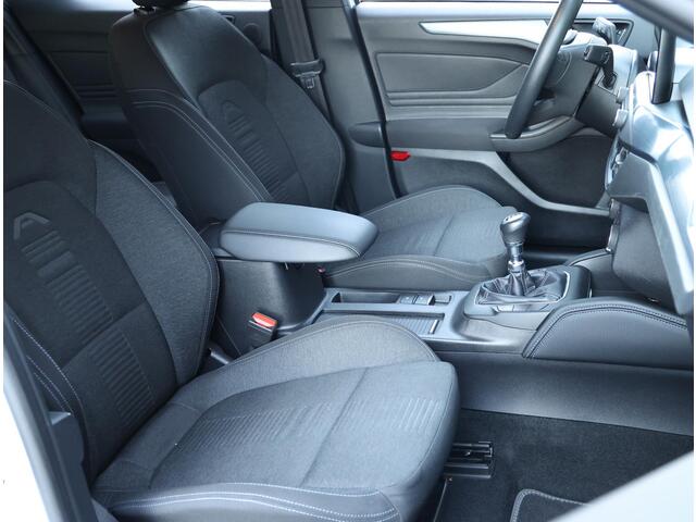 Ford FOCUS 125pk E.B. Active (1ste eig./ZWART DAK/Winterpakket/Keyless/PDC/Climate/NAV./17"LMV)