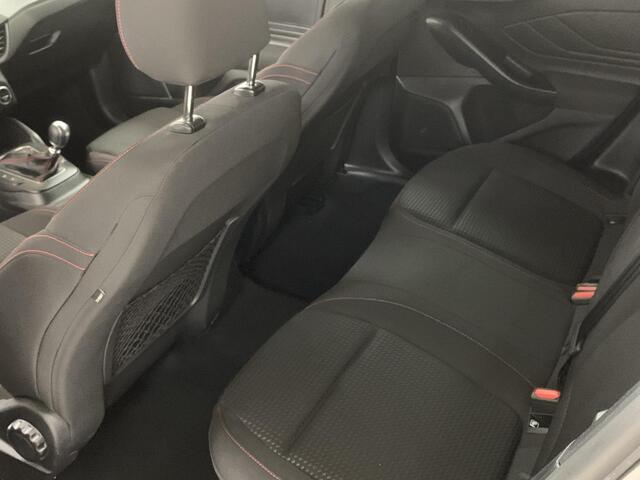 Ford FOCUS Wagon 1.0 EcoBoost Hybrid ST Line NAVIGATIE | ACHTERUITRIJCAMERA | PARKEERSENSOREN VOOR-EN ACHTER | CLIMATE CONTROL | 17" LICHTMETALEN VELGEN