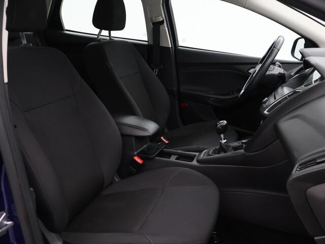 Ford FOCUS Wagon 1.0 ECOBOOST 125 PK + APPLE CARPLAY / TREKHAAK / VOORRUITVERWARMING