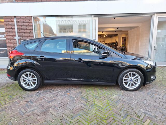 Ford FOCUS 1.0 EcoBoost Edition 5Drs /69.000 Km/Navi/Apple/Android/Pdc/Cruise/NAP/garantie