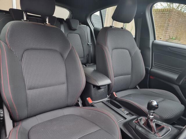 Ford FOCUS 1.0 EcoBoost ST Line Business B&O / TREKHAAK / CARPLAY / INCL-BTW