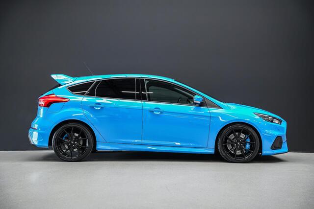 Ford FOCUS 2.3 350pk RS |schaalstoelen|gesmede wielen|stuurwielverwarming|voorruitverwarming|