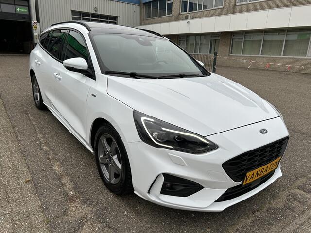 Ford FOCUS 1.5 EcoBoost ST Line Panodak Automaat
