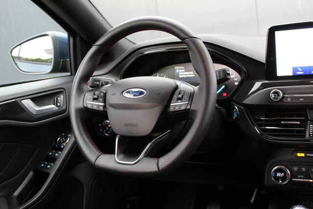 Ford FOCUS Wagon 1.0 Hybrid ST Line | Incl. 12 maanden garantie | Camera | Navi | Cruise | Airco |
