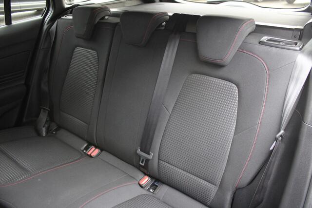 Ford FOCUS Wagon 1.0 Hybrid ST Line | Incl. 12 maanden garantie | Camera | Navi | Cruise | Airco |