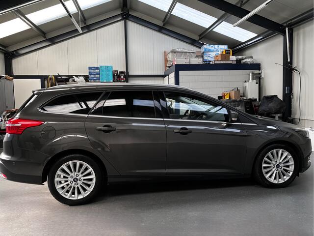 Ford FOCUS Wagon 1.0 Titanium Advanced Technology Pack !!!!