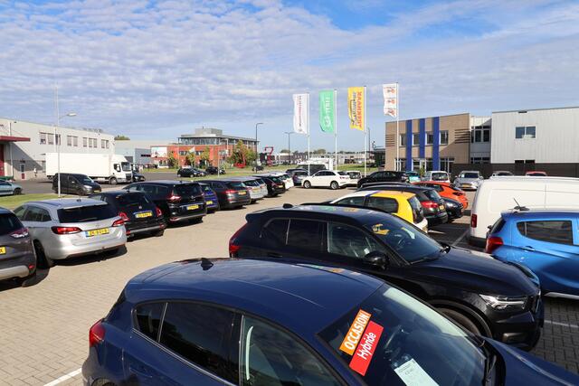 Ford FOCUS 1.0 EcoBoost Airco|Navi|Lmv|PdC|1e-Eigenaar|NL-Auto|Apple CarPlay / Android Auto|