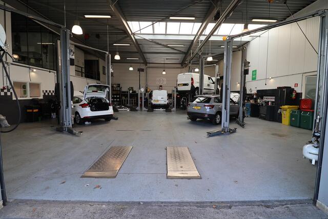 Ford FOCUS 1.0 EcoBoost Airco|Navi|Lmv|PdC|1e-Eigenaar|NL-Auto|Apple CarPlay / Android Auto|