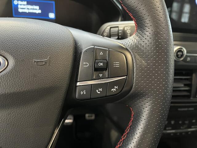 Ford FOCUS Wagon EcoBoost 125 pk ST Line | Trekhaak | Winter Pack | Full LED | 18" | Keyless entry | 4 seiz. banden
