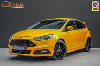 ford-focus-st-3-2.0-250pk-performan