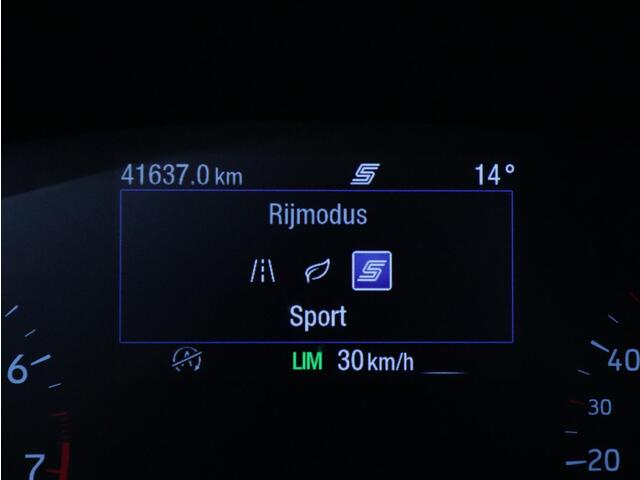 Ford FOCUS Wagon 1.0 EcoBoost Hybrid ST Line Stoelverwarming/Clima/Camera
