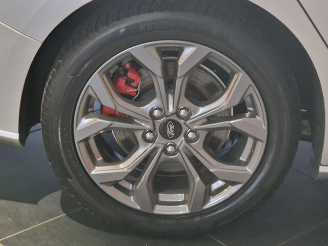 Ford FOCUS Wagon 1.0 EcoBoost Hybrid ST Line NAVIGATIE | ACHTERUITRIJCAMERA | PARKEERSENSOREN VOOR-EN ACHTER | STOEL-STUUR-EN VOORRUITVERWARMING