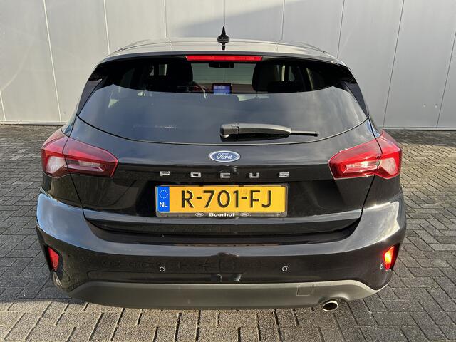 Ford FOCUS EcoBoost 100 pk Connected | Winter Pack | Apple Carplay | Keyless entry | 4 seiz. banden | 1e eigenaar | 100% dealer onderh.|