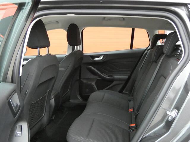 Ford FOCUS Wagon 1.0 EcoBoost Titanium Business